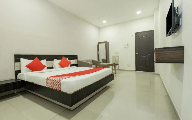 Hotel Rajmandir by OYO Rooms