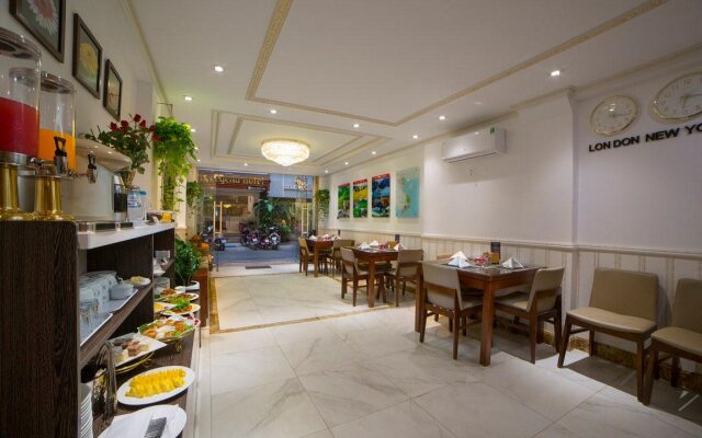 Galliot Central Hotel
