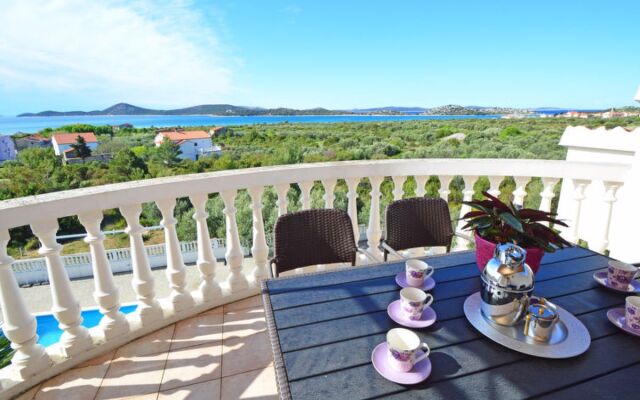 Apartment Rina Paros 22746