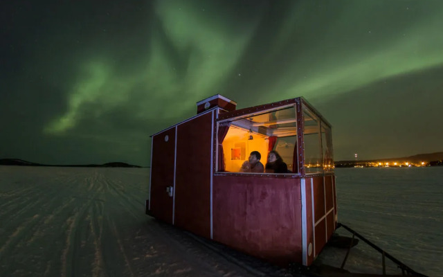 Lake Inari Mobile Cabins