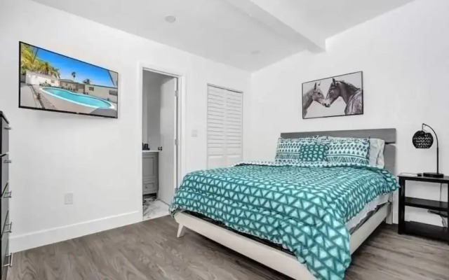 Spacious Home With Heated Pool