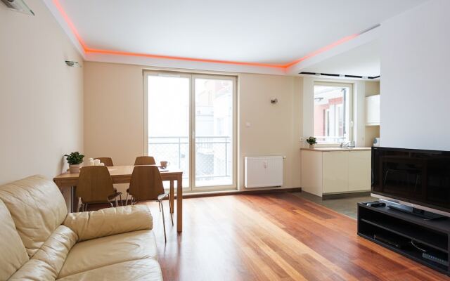 Apartinfo Center Apartments