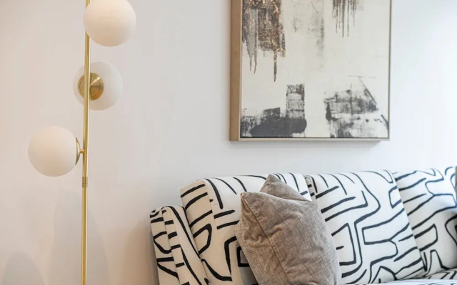 Quiet Luxe Escape 65s Only