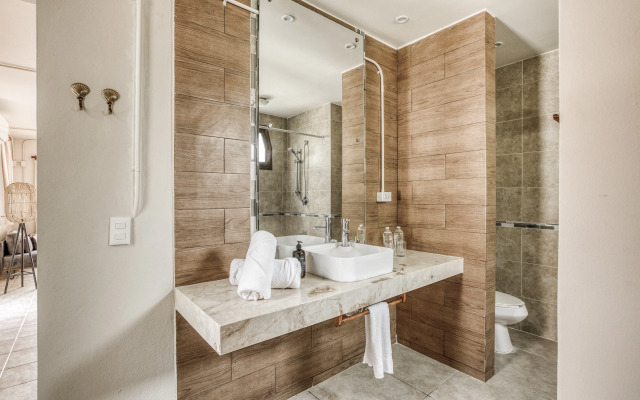 Mía Tulum Resort