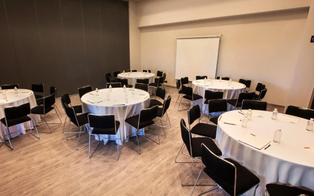 City Express Suites by Marriott Cabo San Lucas