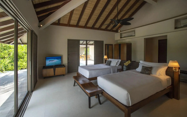 The Residence Maldives at Dhigurah Hotel
