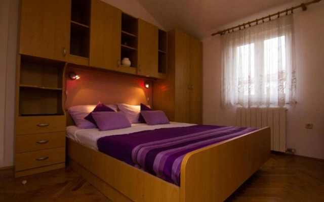 Dorica - Flower Garden - A1