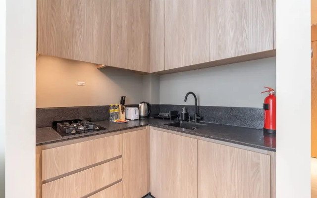 Spectacular Getaway in This Studio in The Autograph