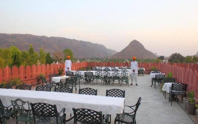 Hotel Pushkar Palace