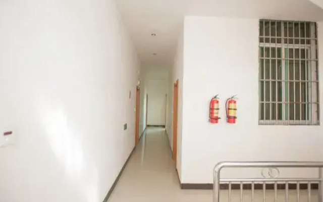 Guangnan Xinning Hotel