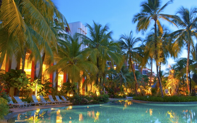 PARKROYAL Penang Resort