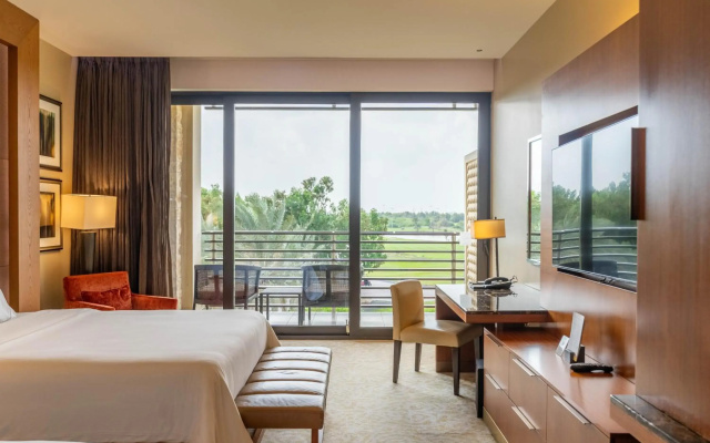 VOGO Abu Dhabi Golf Resort & Spa