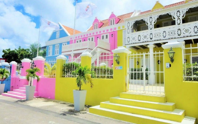 Scuba Lodge & Ocean Suites