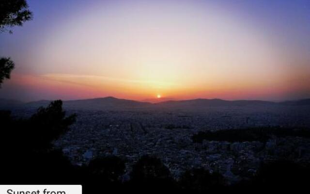 Eclectic Athenian Abode