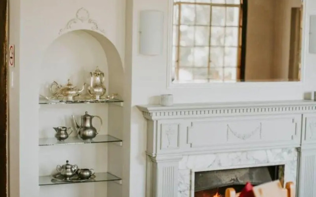 Anford Country House