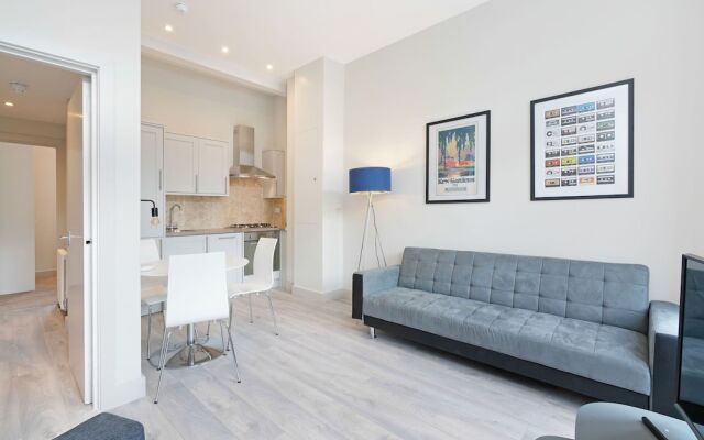 2 Bedroom Apartment in West Kensington