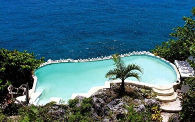Great Huts
