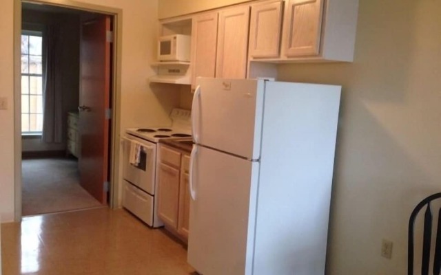 All Suites Inn Budget Host