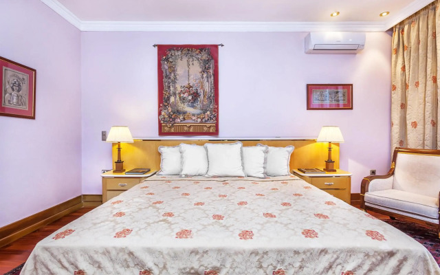 Minerva Premier Hotel
