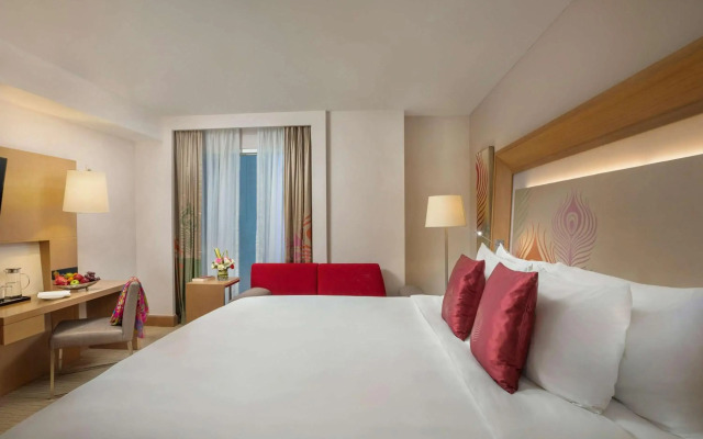 Novotel Yangon Max