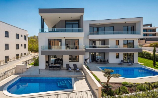 Awesome Apartment in Zidarici With Wifi and 2 Bedrooms