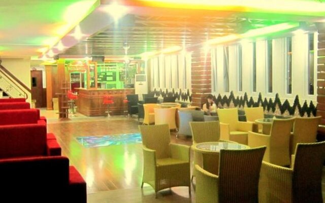 Ha Oanh Hotel 2