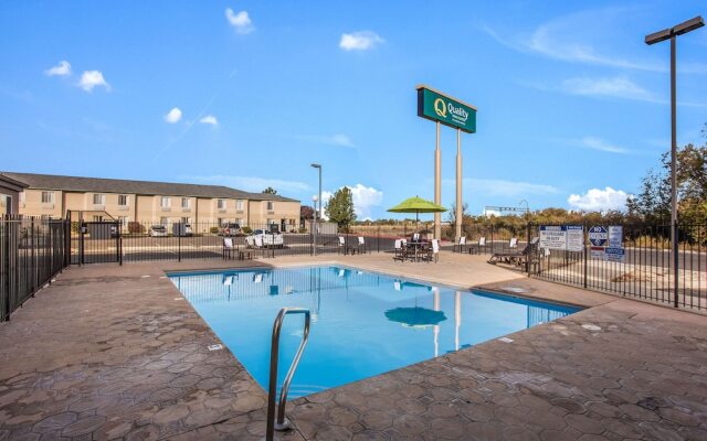 Quality Inn & Suites Meridian - West Boise