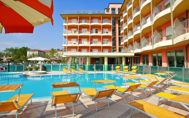 Hotel Adria Beach Club