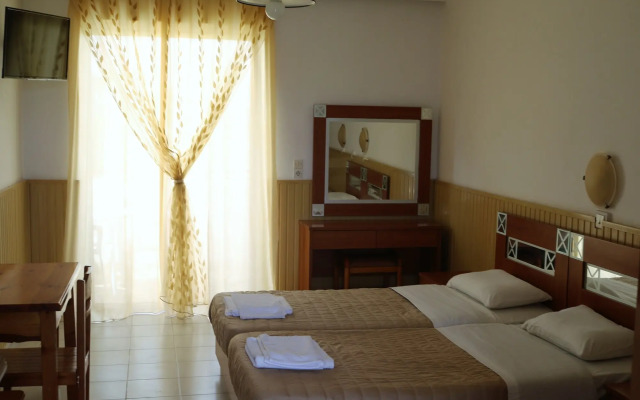 Golden Sun Hotel & Apartments