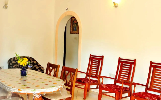 Nethmi Villa