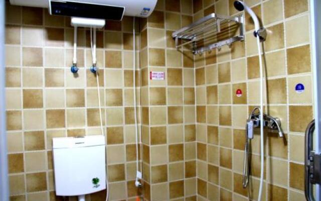 Guiyang That Year Of February Youth Hostel