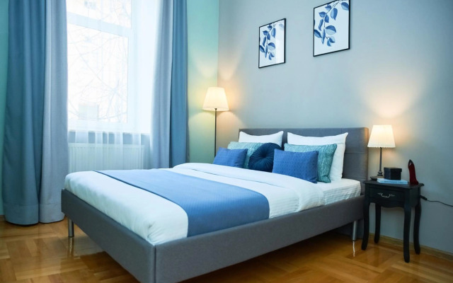 Cozy Apartment in the center, 5mins from Opera