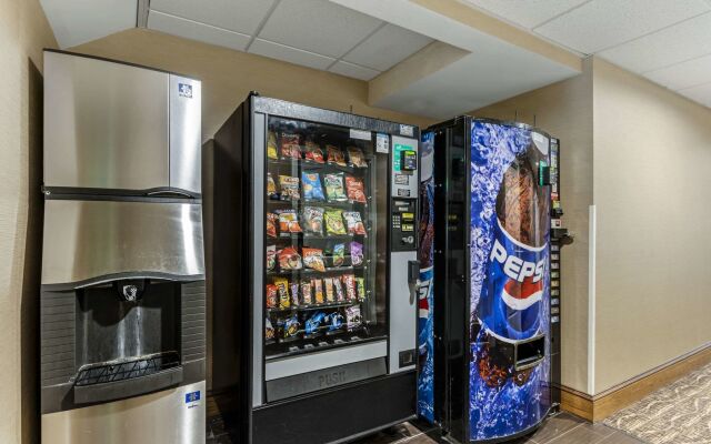Comfort Inn & Suites