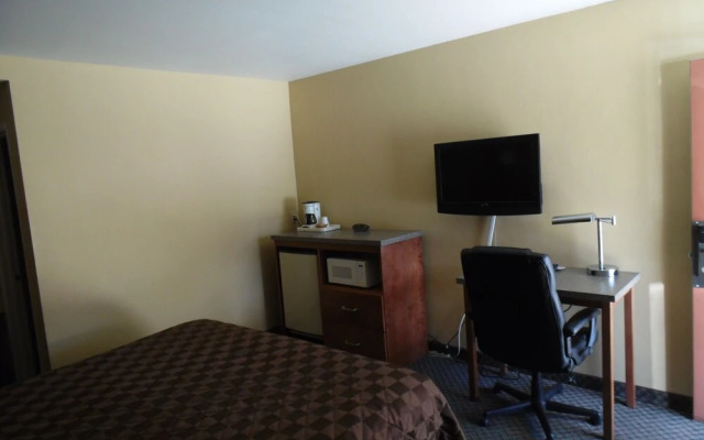 Trails Motel