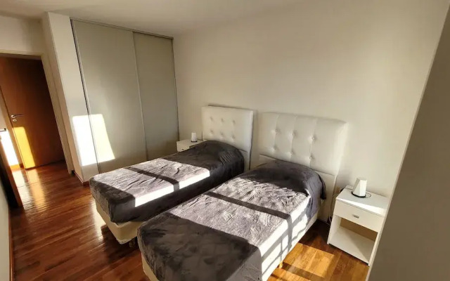 Centrico y muy Completo Departamento