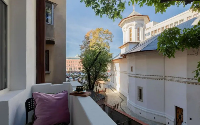 Serene 1BR Apartment in University Square