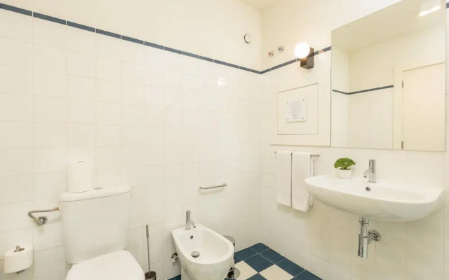 Travelstaytion - Flores G in Porto