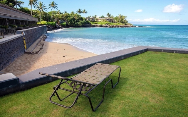 Kahana Sunset D6 2 Bedroom Condo by Redawning