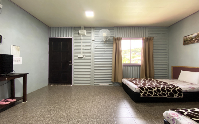 Hotel O Kampung Stay Kilimu – Guest Rooms – Ranau