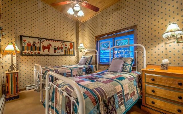 Dulany At Gondola 402