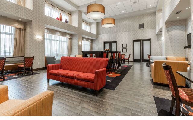 Hampton Inn & Suites by Hilton Lethbridge