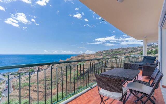 Stunning Apartment with sea view