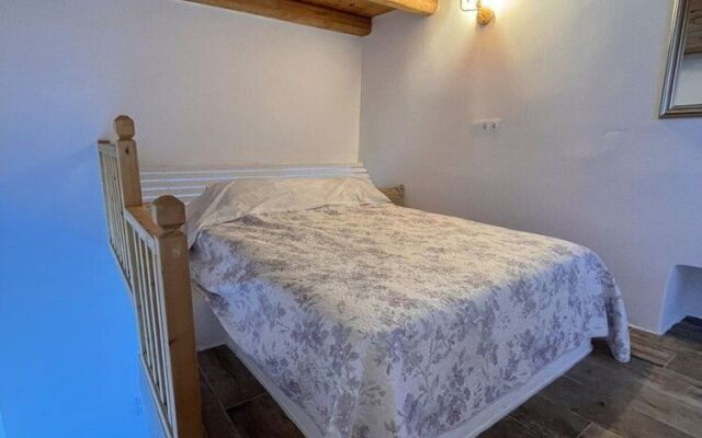 Siesta Villas, Cycladic Elegance With Castle View