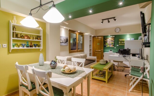 Plaka Studios