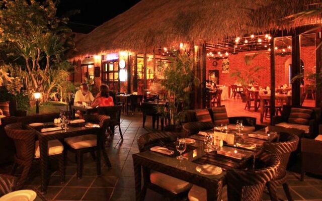 Cham Villas Boutique Luxury Resort