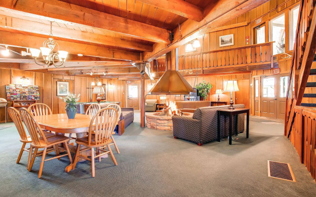 Breckenridge Park Meadows by Ski Country Resorts