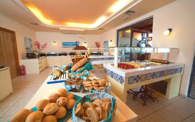 Blue Aegean Hotel & Suites