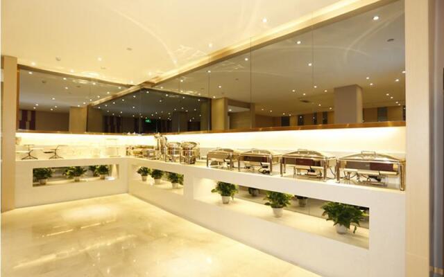 Lavande Hotel·Bejing West Railway Station South Square