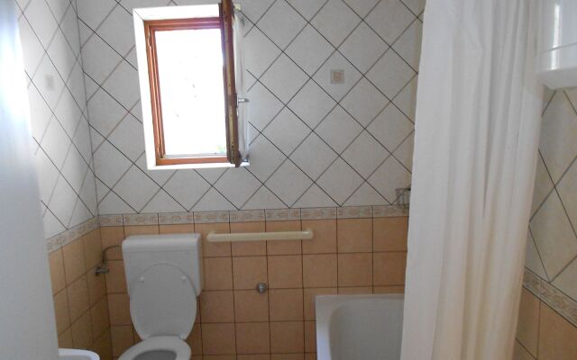 Apartment Kate - free private parking: A2Kada Novi Vinodolski, Riviera Crikvenica