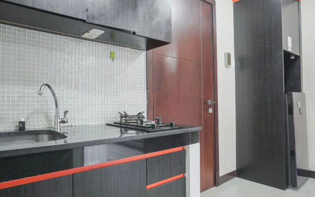 Fancy And Nice 1Br At Sky Terrace Apartment